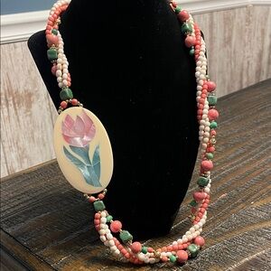 Lee Sands Tulip Necklace & Earring Set